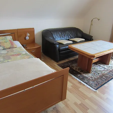 Homestay Private Hannover - Agency Laatzen
