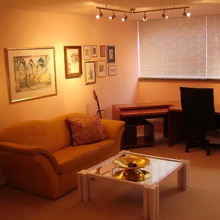 Private - Agency Homestay *